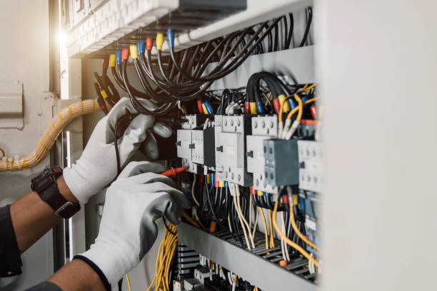 Best Electrician Near Me  in Mchenry, IL